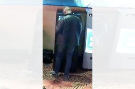 Gezocht: Bejaarde vrouw slachtoffer van bankfraude, politie zoekt de dader