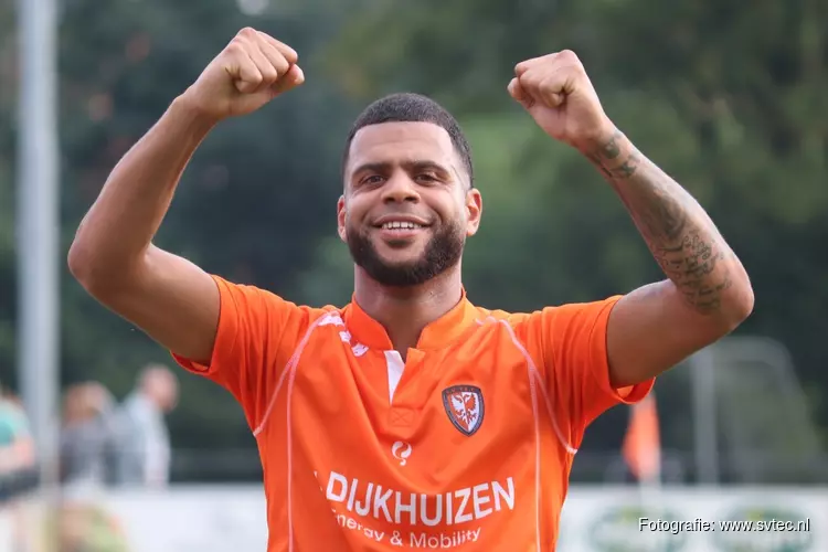 Basil Camara verlengt contract bij TEC
