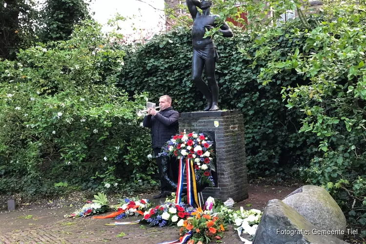 Dodenherdenking in Tiel