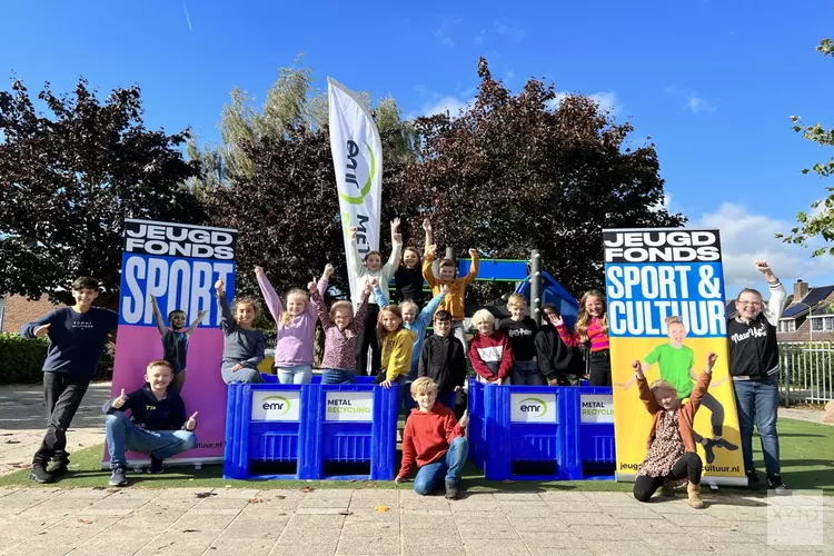 Scholeneiland Drumpt en Ronde tafel Tiel zetten zich in voor Jeugdfonds Sport & Cultuur