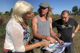 Inwoners enthousiast aan de slag met voedselpark Lingerijck