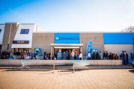 Gezellig druk bij opening Albert Heijn Tiel Molenstraatje