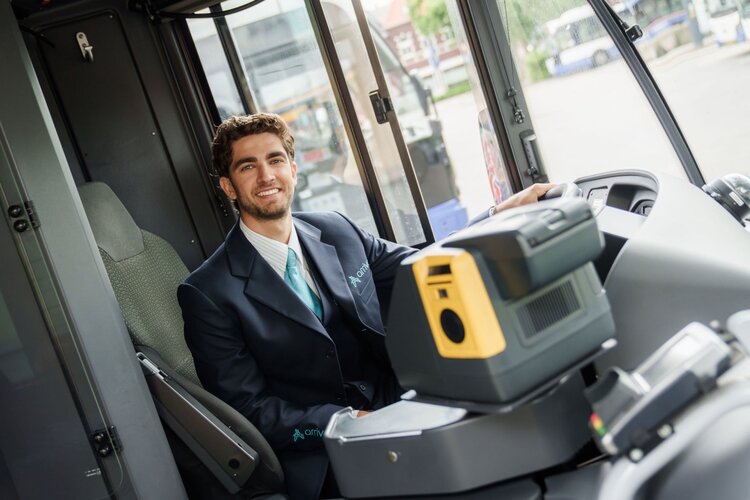 Arriva zoekt buschauffeurs in de omgeving van Tiel