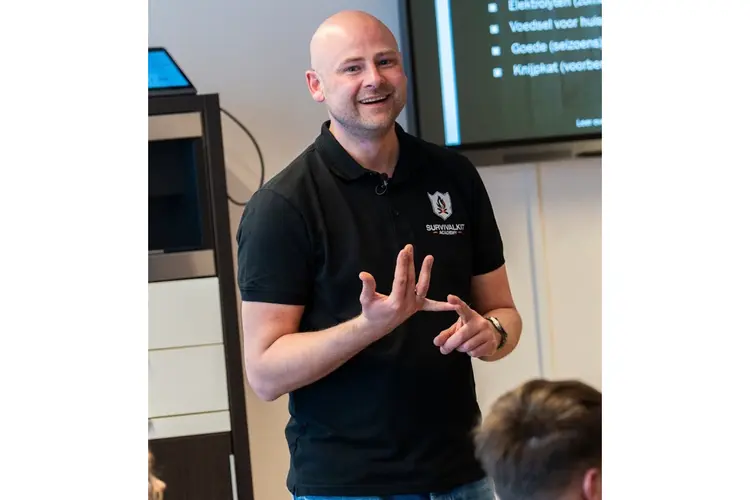 SurvivalKit Academy organiseert derde particuliere training  ‘Leer overleven met een noodpakket’ op zondag 6 juli 2025