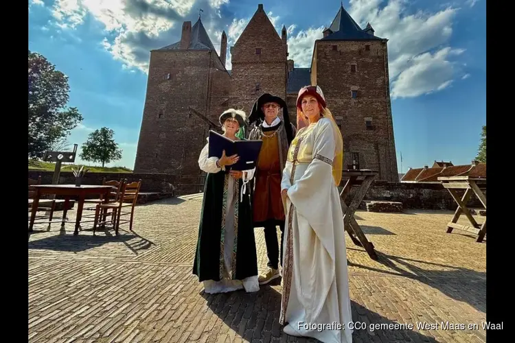 Hanzesteden Rivierengebied bundelen krachten: feestelijke ondertekening op Slot Loevestein