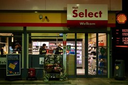 Helikopter zoekt naar verdachten van overval op tankstation