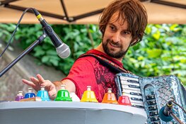 Creatief folkconcert van Luuk Lenders in Tiel