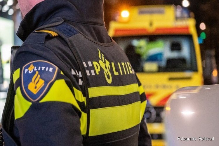 Automobilist zwaargewond bij eenzijdig ongeval op N322