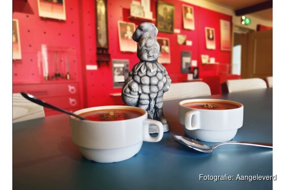 Feestelijke opening “Aan tafel in Tiel West” in Flipje en Streekmuseum Tiel